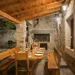 My Dalmatia - Olea With Private Heated Pool And Sauna Velika Cista (Sibenik-Knin)
