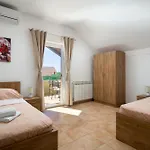 My Dalmatia - Olea With Private Heated Pool And Sauna Velika Cista (Sibenik-Knin)