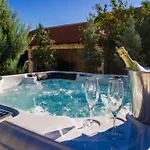 My Dalmatia - Olea With Private Heated Pool And Sauna Vakantiehuis *