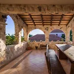 My Dalmatia - Olea With Private Heated Pool And Sauna Velika Cista (Sibenik-Knin)