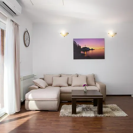 My Dalmatia - Olea With Private Heated Pool And Sauna Velika Cista (Sibenik-Knin)