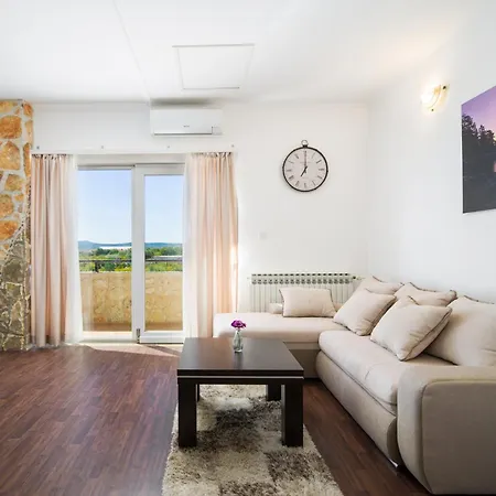 My Dalmatia - Olea With Private Heated Pool And Sauna Velika Cista (Sibenik-Knin)
