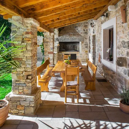 My Dalmatia - Olea With Private Heated Pool And Sauna Velika Cista (Sibenik-Knin)