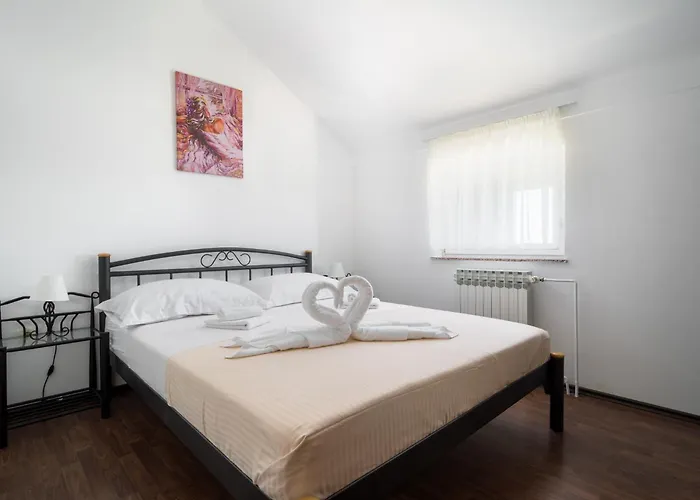 Vakantiehuis My Dalmatia - Olea With Private Heated Pool And Sauna *