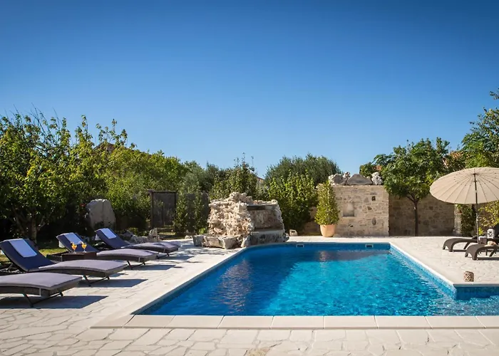 My Dalmatia - Olea With Private Heated Pool And Sauna Vakantiehuis